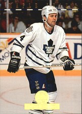 1994-95 Leaf Maple Leafs Hockey Card #35 Dave Ellett