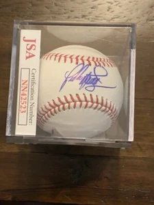 PEDRO MARTINEZ AUTOGRAPH BASEBALL JSA Authenticated - Picture 1 of 1