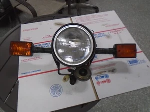 1982-1983 Yamaha XT550 Headlight With Bracket And Turn Signals XT200 XT 550 125 - Bild 1 von 7