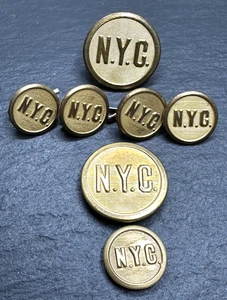 7 NEW YORK CENTRAL RAILROAD ROUND BRASS BUTTONS, 2 SIZES M31 - Picture 1 of 19