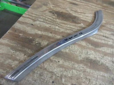 Cadillac Serie 62 1956 sedán de cuatro puertas exterior techo trasero moldura de borde D Foto 1 de 4