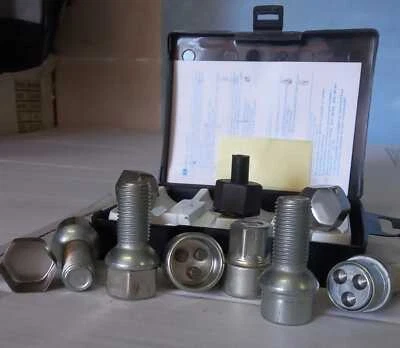 BULLONI ANTIFURTO M14X1,50 Per AUDI A3 Limousine (8V(8VS) Dal 05/2013 Al 2019 - Immagine 1 di 4