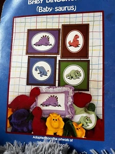 Karen's Kreations - Baby Dinosaurs (1987) - Folleto X-Stitch - Imagen 1 de 5