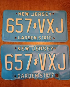 Vintage New Jersey License Plate Matching Pair NJ Garden State 657 VXJ - Picture 1 of 6
