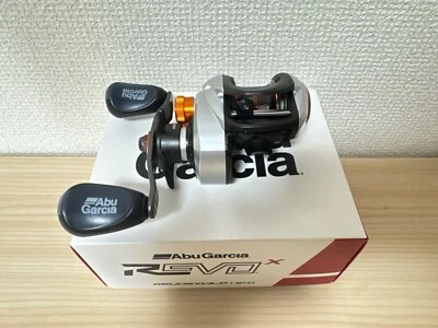 Carrete de pesca Abu Garcia Baitcasting REVO 5 X-Winch derecho 5,4:1 EN CAJA Foto 1 de 4