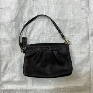 Coach Madison Handgelenktasche plissiert schwarz Leder Reißverschluss oben Größe 7 x 4,5 - Bild 1 von 10