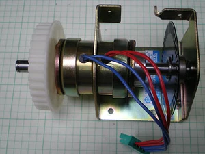 OGURA  CLUTCH  BRAKE ASSEMBLEY  MODEL MCCB 5-01 24V 4.5W - Picture 1 of 4