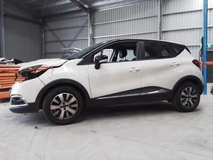RENAULT CAPTUR LEFT FRONT DOOR WINDOW J87, 08/14-12/19 - Picture 1 of 3