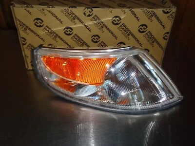 New Professional Products Corner Light Lamp 35342580 Fits 1999-2001 Saab 9-5 - Image 1 of 2