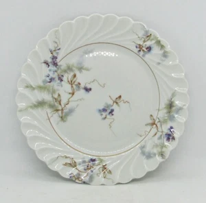 Platos de pan/mantequilla Haviland Orsay - flores de lavanda/helechos verdes - torso en blanco - Imagen 1 de 3