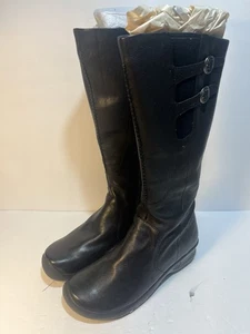 KEEN Bern Baby Bern Boot Tall Womens Size 9 Black leather NEW - Picture 1 of 8