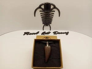Fossil Wood Pendente Prehistoric Art.4pw - Foto 1 di 8