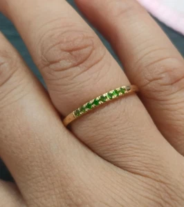 Solid 14k Yellow Gold Eternity Band Ring Gemstone Chrome Diopside Women Jewelry - Picture 1 of 5