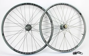 Novatec CRISP 26 Zoll Single Speed Laufradsatz 15x100 & 10x135 mm Dirt Street - Bild 1 von 10