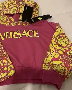 NWT Versace Hooded Sweatshirt In Little Girls Size 5 . Hot Pink W/Barocco Print. - Picture 1 of 10