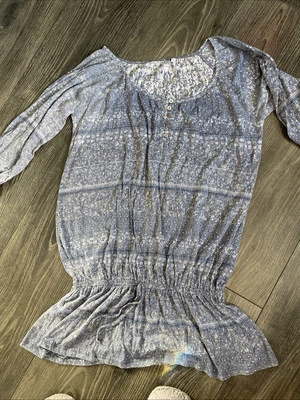 Top de cachemira azul Foto 1 de 3