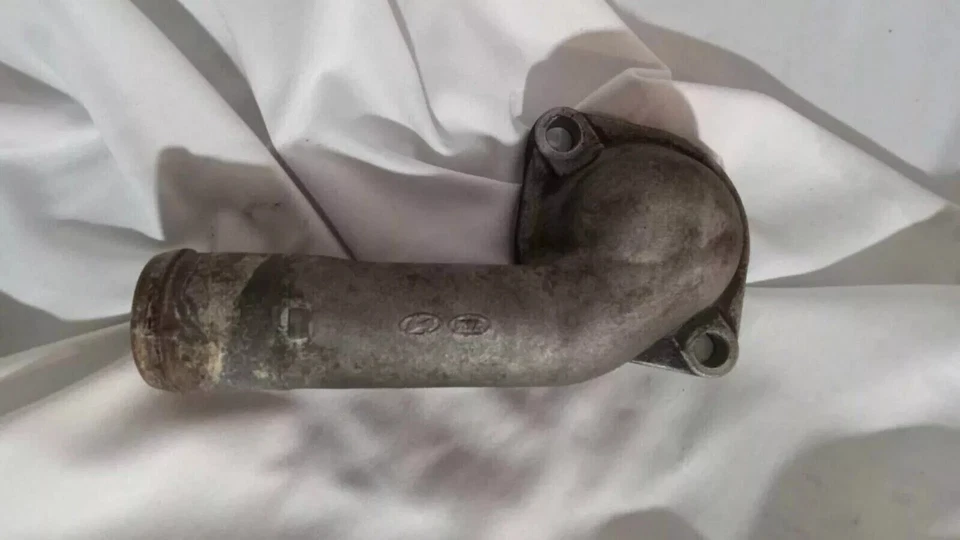 Оригинальный корпус термостата 2004-2009 Kia Spectra 2010-2011 Kia Soul от оригинального производителя - Изображение 1 из 4