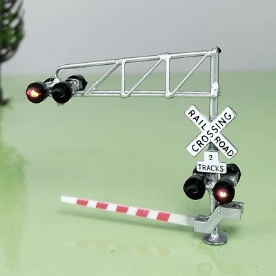 1 x N scale model cantilever grade crossing signal with gate arm barrier #C160G - Image 1 of 4