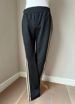 Nuevo con etiquetas Pantalones deportivos Pam and Gela negros con rayas laterales doradas Talla S Foto 1 de 4