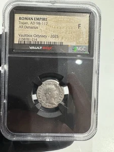 Romain Empire Trajan, AD 98-117. AR Denarius in NGC F Black Core VaultBox - Picture 1 of 3