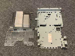 Sony PS2 PHAT 39001 MB-GH-022/019 2 metales disipador de calor placas y almohadilla - PARA REPUESTOS - Imagen 1 de 3