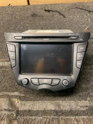 Hyundai Veloster 2012-2015 receptor de radio AM FM CD satélite OEM Foto 1 de 4
