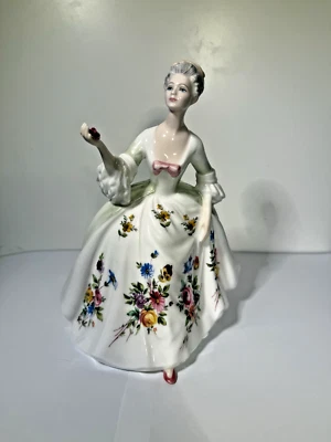 PRISTINE 1994 Royal Doulton Figurine Diana HN2468 Beautiful Handpainted Floral - Image 1 of 4