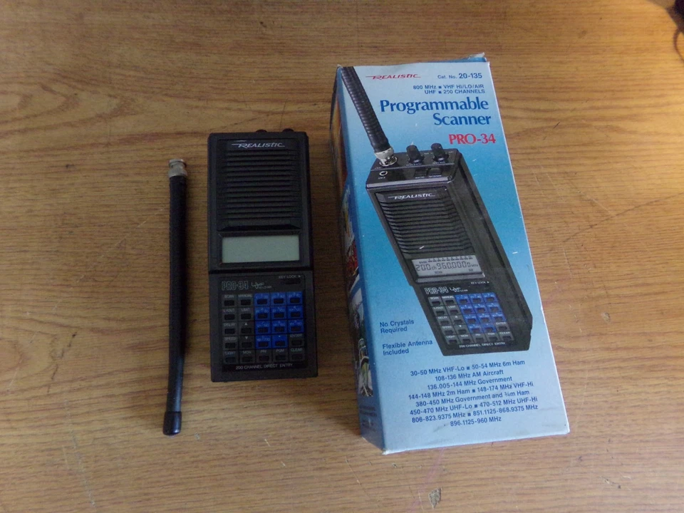REALISTIC 20-135 PRO-35 PROGRAMMABLE SCANNER IN ORIGINAL BOX - Image 1 of 1