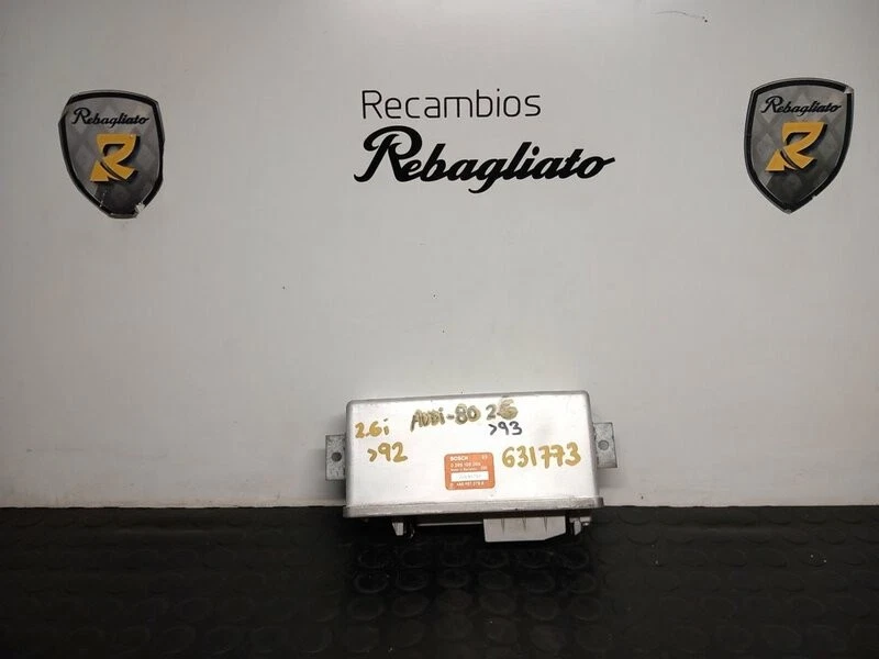 4A0907379A centralina abs per AUDI 80 BERLINA AVANT 631773 - Immagine 1 di 1