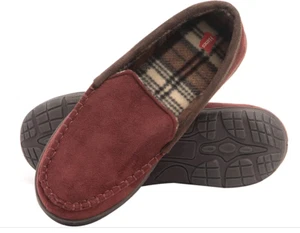 Hanes Men's Moccasin Slipper House Shoe With Memory Foam Burgundy Size XL 11-12 - Picture 1 of 8