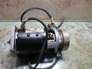 RAYMOND 211.4D.R40TT FORKLIFT INDUCTION MOTOR P/N 571316 MODEL 140-06-4W 24V - Picture 1 of 6