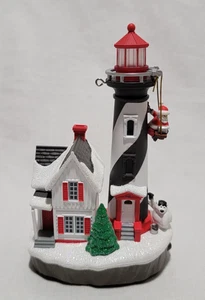 HALLMARK KEEPSAKE ORNAMENT 2022 HOLIDAY LIGHTHOUSE MAGIC LIGHT AND SOUND - Picture 1 of 8