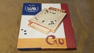 We Games Wood Go Set con cajones extraíbles 12” de Wood Expressions, Inc. NUEVO Foto 1 de 4