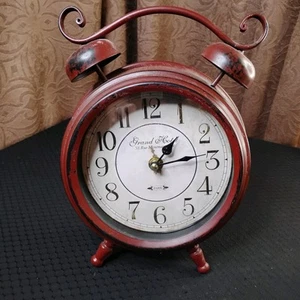 Red Distressed Metal Shelf  Mantel Clock With Feet No Alarm  -I - Picture 1 of 6