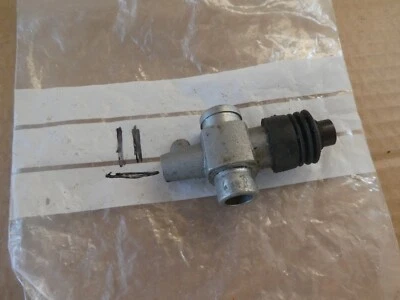 Nitro carburetor multi fitting size in photo (no11) for radio controlled car - Image 1 of 4