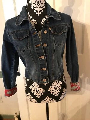 Chaqueta vaquera corta Desert Diva talla S botones perlados puños forrados rodeo, cintura, solapa Foto 1 de 4