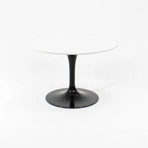 2021 Eero Saarinen für Knoll Niedersockel Tulpe Beistelltisch mit ovaler Laminatplatte - Bild 1 von 7