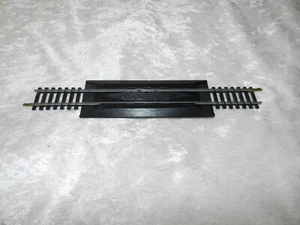 Ancien rail Auto-Enrailleur Train Jouef N° 678 - Picture 1 of 4