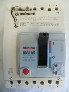 BTICINO 40 AMP 36kA FOUR POLE MCCB MEGATIKER MA160 T7184A4/40 HAGER HN250 - Picture 1 of 3