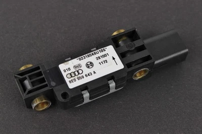 8E0959643A Original Audi A4 B6 8E Transverse Accelerometer Crashsensor C-Pillar - Image 1 of 3