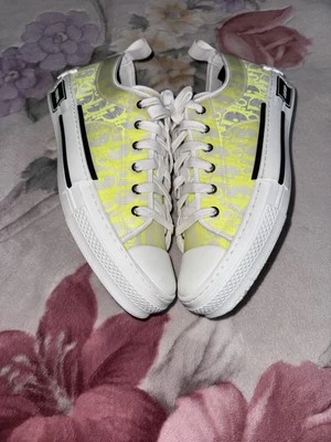 DIOR B23 LOW OBLIQUE WHITE NEON GREEN YELLOW DIOR SZ 43(10us) No Box - Image 1 of 4