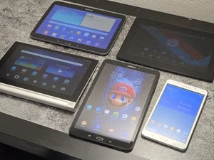 Gebrauchte Tablets – 5 Stück (Samsung, Lenovo, Vodafone) - Zdjęcie 1 z 13