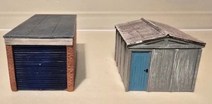 TWO (2) Bachmann OO Gauge buildings (garage and shed) - Picture 1 of 8