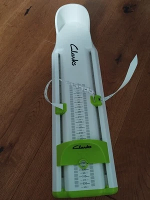 GENUINE CLARKS JUNIOR CHILDREN TODDLER SHOE MEASURING GAUGE & INSTRUCTIONS BOXED - Image 1 of 4