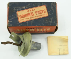 NOS Auto-Lite Vacuum Advance Unit 1942 Thru 1948 Chrysler 8 Cylinder VC-2117R - Picture 1 of 4