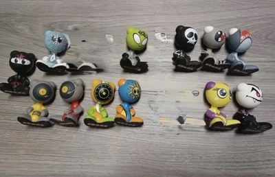 1 Figurina UB Funkeys - Scegli la tua preferita! ** Scegli 1 ** - Immagine 1 di 4