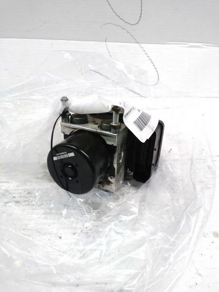 2009-2017 Mitsubishi Lancer ABS Anti Lock Brake Pump Assembly OEM Used - Image 1 of 1