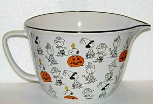 Peanuts Snoopy Halloween Ceramic Mixing Batter Candy Bowl 8X6" Trick Treat NEW - Picture 1 of 8