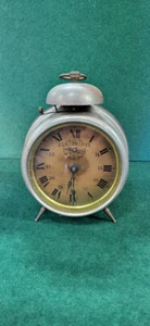 ANCIEN REVEIL MECANIQUE A CLOCHE - Bild 1 von 13