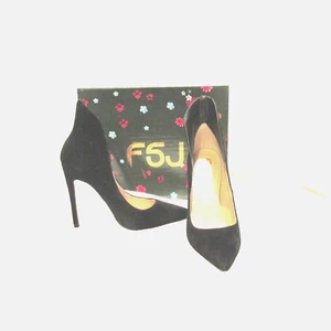 2016 FSJ Chic Evening Stiletto Black Formal Pumps Size 7 nEW - Picture 1 of 3